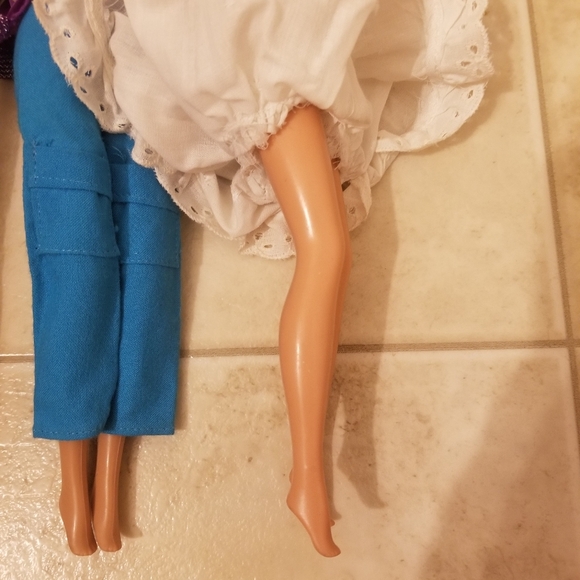 3 1966 Barbie dolls with clothes twist and turn switch on back doesn't work read - Picture 15 of 15